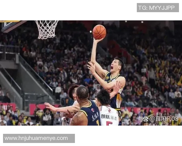 2013年CBA季后赛北京队对决广东队的精彩瞬间与赛后分析