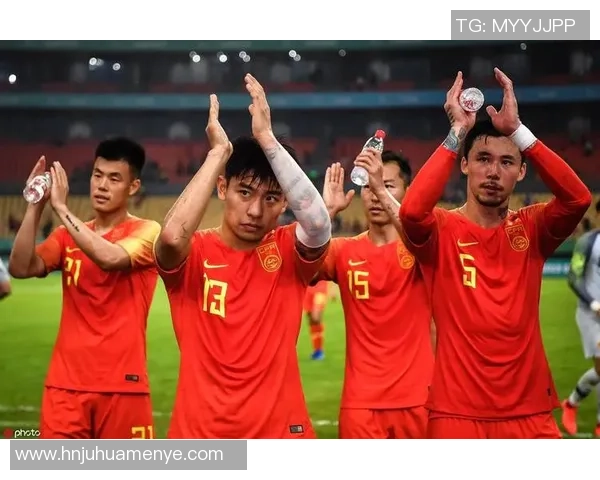 中国足球队与塔吉克斯坦的激烈对决回顾与分析2019年精彩瞬间